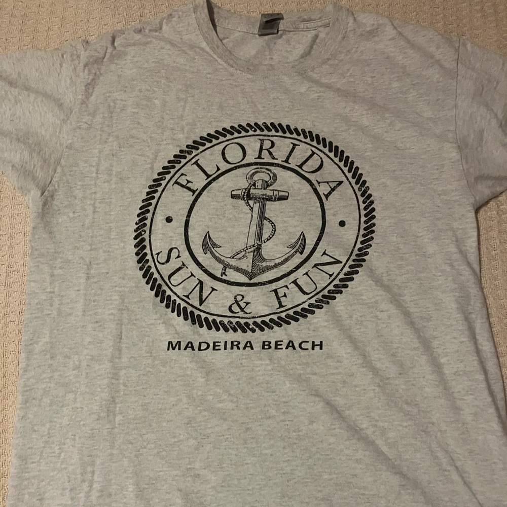 ♡ Gildan Flordia Madeira Beach T-Shirt ♡